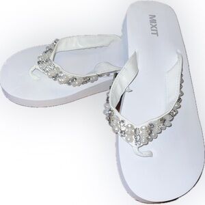 Mixit bridal rhinestone pearl flip flops white women size 8